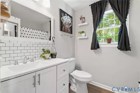 Bath - 11630 Bailey Mountain Trl, Midlothian, VA 23112 photo 3 of 3
