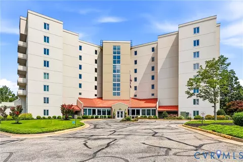 301 Beacon Ridge Dr #602, Hopewell, VA 23860
