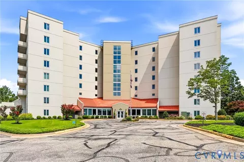 301 Beacon Ridge Dr #602, Hopewell, VA 23860