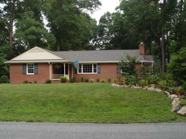 8209 Barningham Rd, Richmond, VA 23235 photo 1
