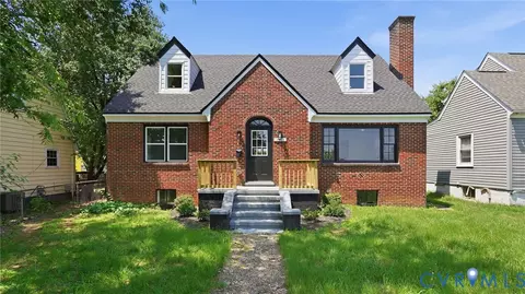 1501 Dixon St, Fredericksburg, VA 22401