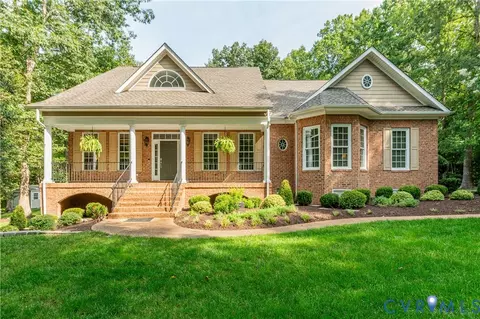 8912 First Branch Ln, Chesterfield, VA 23838