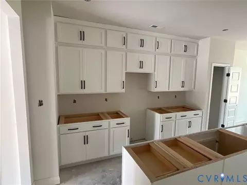 17324 Alana Dr, Moseley, VA 23120