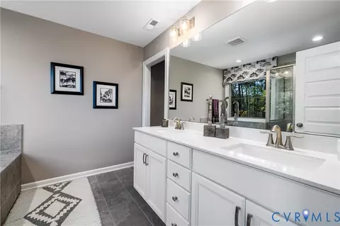Entry Way - 17306 Elixir Ct, Moseley, VA 23120 photo 3 of 4
