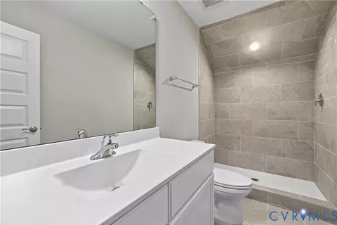 Bath - 17318 Elixir Ct, Moseley, VA 23120 photo 3 of 3