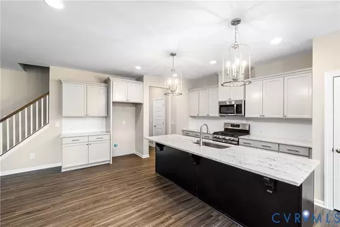 Kitchen - 17318 Elixir Ct, Moseley, VA 23120 photo 1 of 3