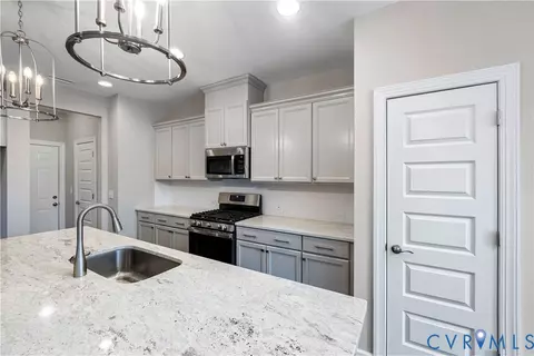17318 Elixir Ct, Moseley, VA 23120 photo 5