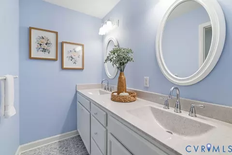 Bath - 11733 N Briar Patch Dr, Midlothian, VA 23113 photo 2 of 4