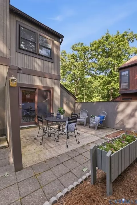 Exterior - 11733 N Briar Patch Dr, Midlothian, VA 23113 photo 6 of 8