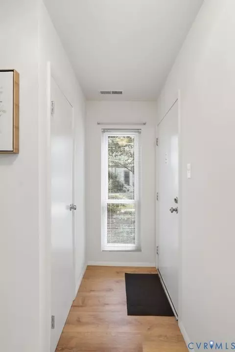 Entry Way - 11733 N Briar Patch Dr, Midlothian, VA 23113 photo 2 of 3