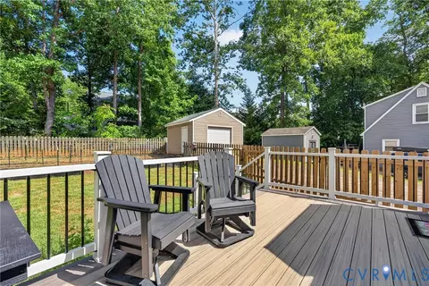 Exterior - 7248 Full Rack Dr, Midlothian, VA 23112 photo 5 of 10