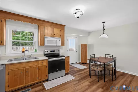 Kitchen - 7248 Full Rack Dr, Midlothian, VA 23112 photo 1 of 3