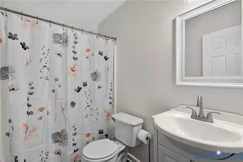 Bath - 7248 Full Rack Dr, Midlothian, VA 23112 photo 1 of 2