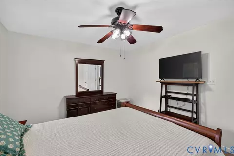 Bedroom - 7248 Full Rack Dr, Midlothian, VA 23112 photo 3 of 9