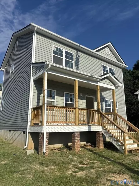 910 Diamond St, Petersburg, VA 23803