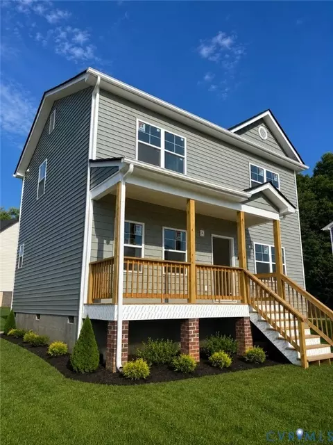 910 Diamond St, Petersburg, VA 23803