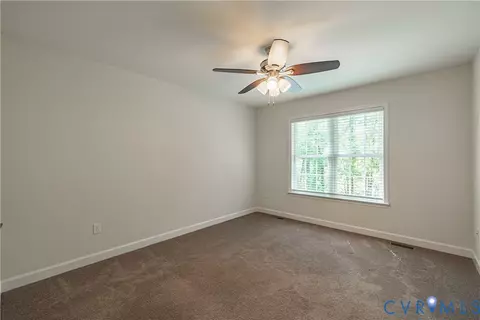 Bedroom - 6720 Claiborne Rd, Sutherland, VA 23885 photo 4 of 5