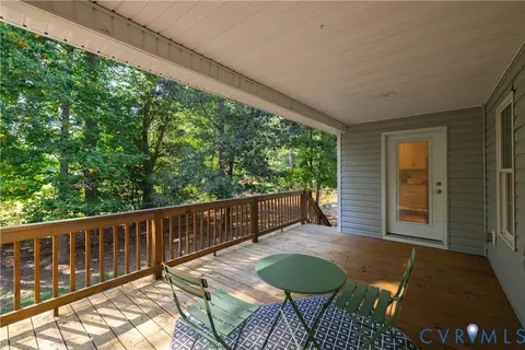 Exterior - 6720 Claiborne Rd, Sutherland, VA 23885 photo 2 of 6