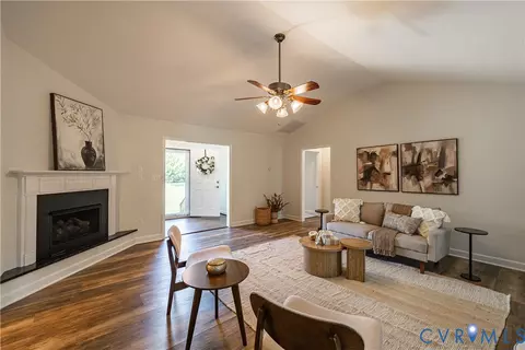 Living - 6720 Claiborne Rd, Sutherland, VA 23885 photo 3 of 3