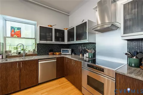 Kitchen - 1205 E Main St #4FE, Richmond, VA 23219 photo 5 of 9