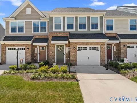 10937 Genito Square Dr, Midlothian, VA 23112