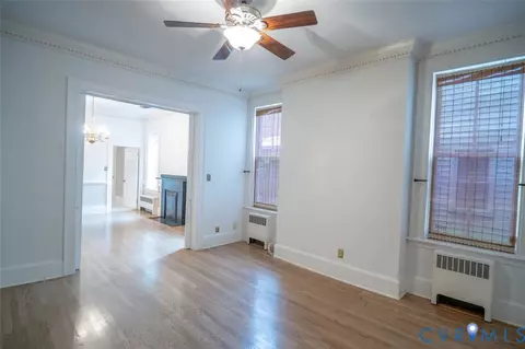 Living - 1403 Grove Ave, Richmond, VA 23220 photo 3 of 4