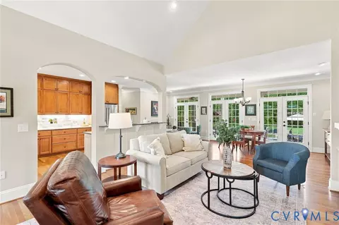 Living - 33229 Mt Gideon Rd, Hanover, VA 23069 photo 6 of 8