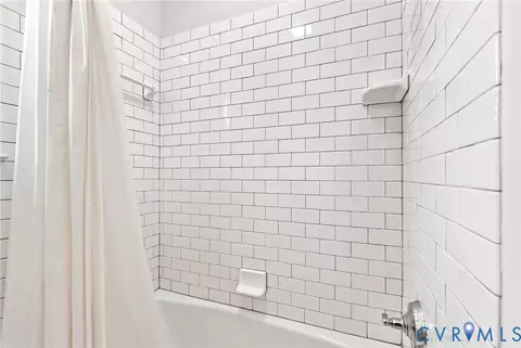 Bath - 33229 Mt Gideon Rd, Hanover, VA 23069 photo 7 of 10