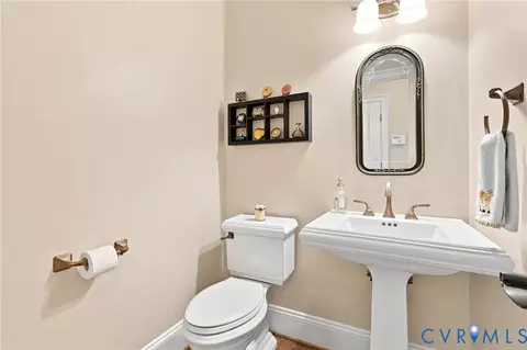 Bath - 33229 Mt Gideon Rd, Hanover, VA 23069 photo 9 of 10