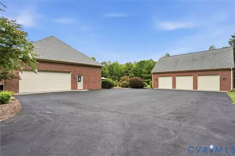 Exterior - 33229 Mt Gideon Rd, Hanover, VA 23069 photo 24 of 26