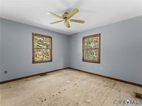 Bedroom - 15971 Branchs Rd, Dewitt, VA 23840 photo 4 of 7