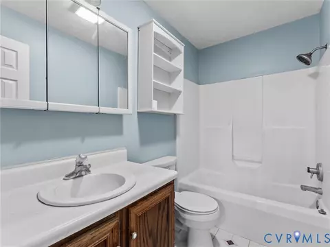 Bath - 15971 Branchs Rd, Dewitt, VA 23840 photo 3 of 3