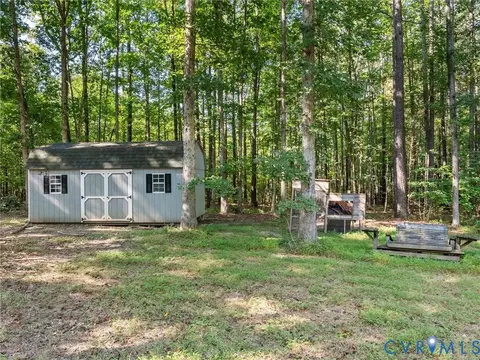 Exterior - 15971 Branchs Rd, Dewitt, VA 23840 photo 9 of 15