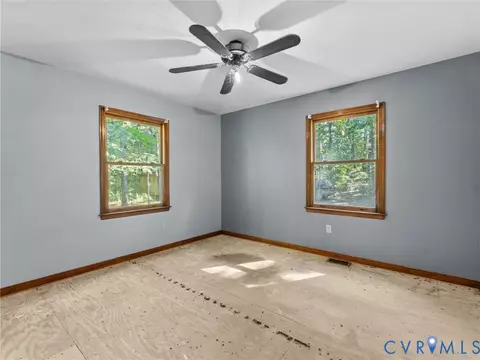Bedroom - 15971 Branchs Rd, Dewitt, VA 23840 photo 6 of 7