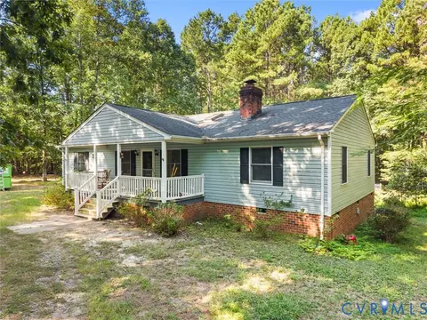 Exterior - 15971 Branchs Rd, Dewitt, VA 23840 photo 2 of 15