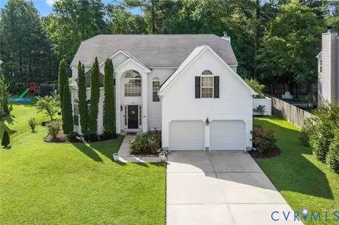 6924 Lakeside Dr, Hayes, VA 23072