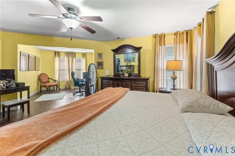 Bedroom - 6924 Lakeside Dr, Hayes, VA 23072 photo 3 of 7