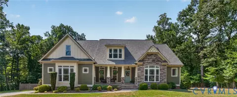 11630 Barrows Ridge Ln, Chesterfield, VA 23838