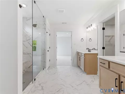 Entry Way - 18112 Copper Fox Loop, Moseley, VA 23120 photo 3 of 4
