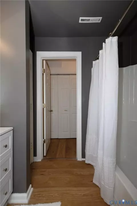 Entry Way - 20520 Cox Rd, Sutherland, VA 23885 photo 1 of 1