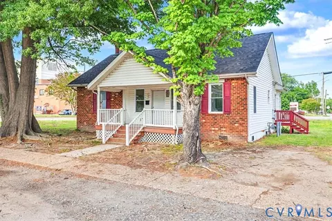 601 N 5th Ave, Hopewell, VA 23860