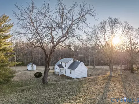 25805 N James Madison Hwy, New Canton, VA 23123