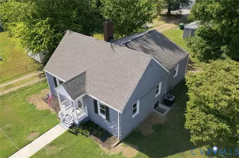 402 Stuart Ave, Colonial Heights, VA 23834