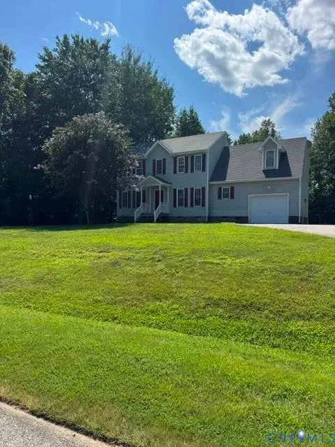 15718 Pypers Pointe Dr, Chesterfield, VA 23838