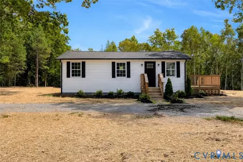 21139 Pendleton Rd, Bowling Green, VA 22427