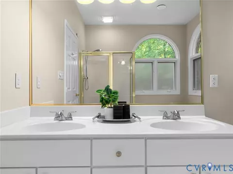 Bath - 3431 Robious Forest Way, Midlothian, VA 23113 photo 2 of 5