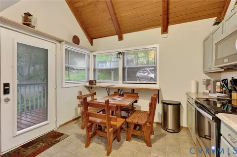 Dining - 388 Spitz Ln #B, Basye, VA 22810 photo 1 of 2