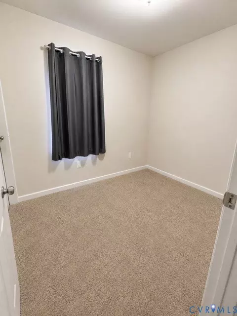 117 E 4th St, Blackstone, VA 23824 photo 8