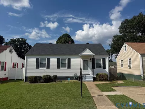 2713 Pickett St, Hopewell, VA 23860