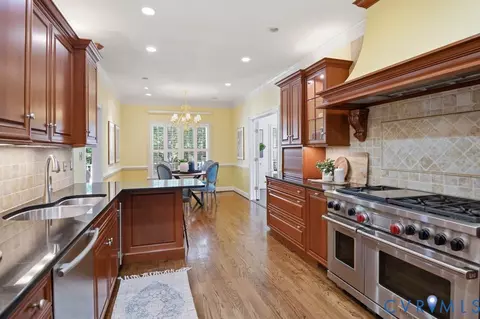 Kitchen - 22 E Square Ln, Richmond, VA 23238 photo 5 of 5